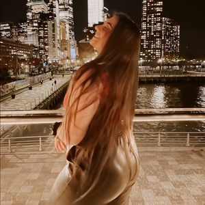 Meet your Posher, Lauren